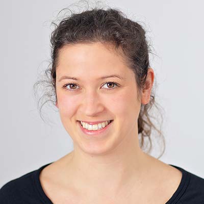 Empfehlung eines Mitarbeiters von Posterlounge zu Holzbildern. Empfehlung eines Mitarbeiters von Posterlounge: „Wandbilder aus Holz verleihen Ihren Räumen eine warme Wohlfühlatmosphäre“.